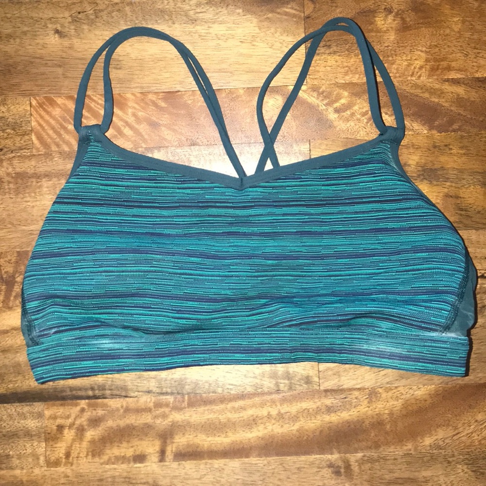 Lululemon green sports bra sz M